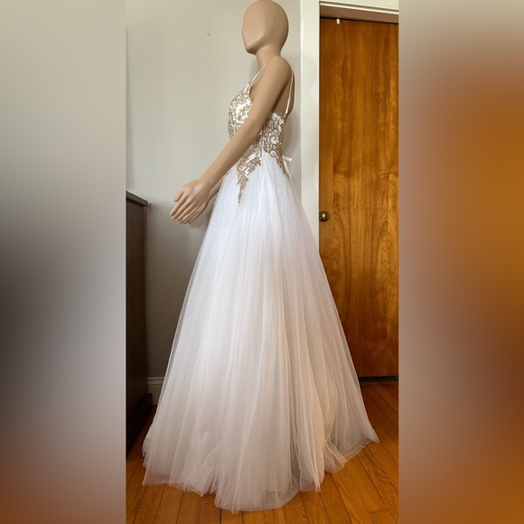 Say Yes To The Prom Dress Juniors! Size 3 - Picture 3 of 7